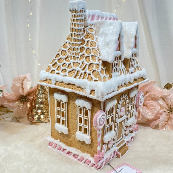 CUPCAKES & CASHMERE Christmas Pink Peppermint Bow Gingerbread House Led Light Up - Picture 8 of 10